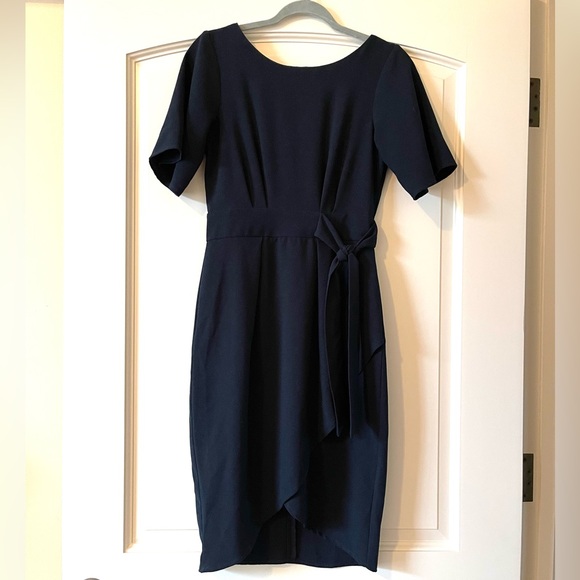 ASOS Closet London tie waist gathered pencil midi dress in navy - Picture 3 of 11